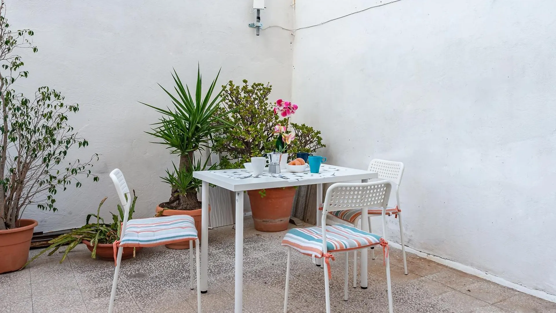 Nitti Apartment In The Centre Of Bari - Happy Rentals 0*,  Italy