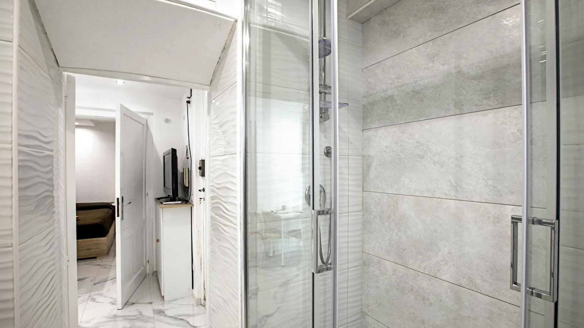 Nitti Apartment In The Centre Of Bari - Happy Rentals